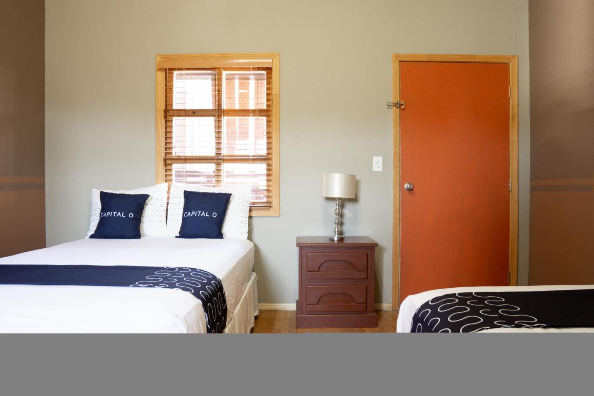Capital O Hotel Villa Azura 테카테 외부 사진